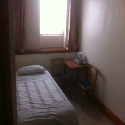Gr8 Escape Hotel 2*