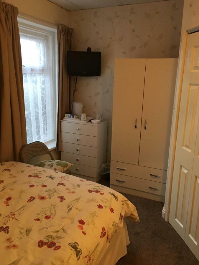 Bed & Breakfast Camelot House Blackpool