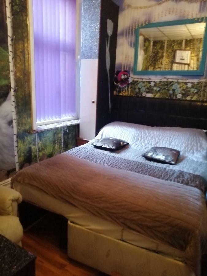 K.k's North Station Self Catering *