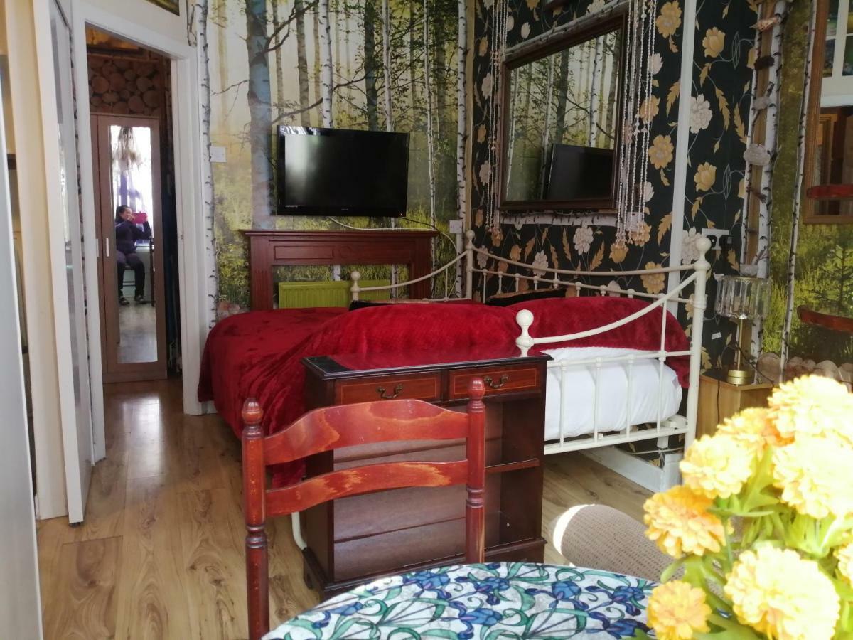 K.k's North Station Self Catering Apartment