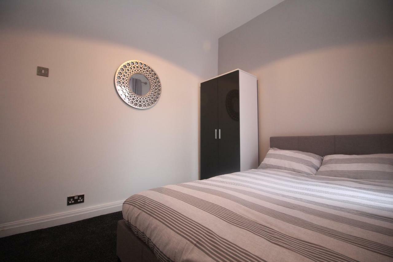 Welcome - Close To Town Centre - Full Holiday Holiday home