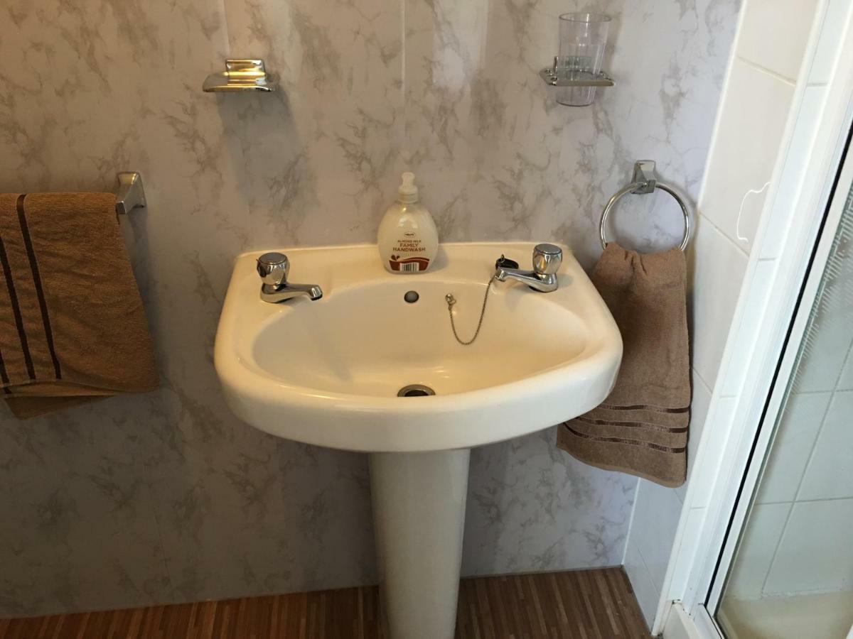 Bed & Breakfast Camelot House