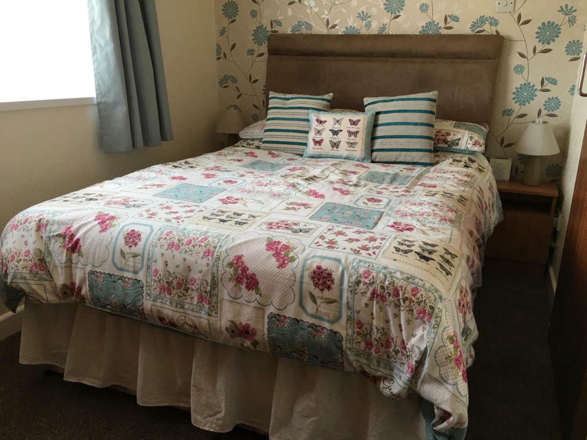 Bed & Breakfast Camelot House 3*