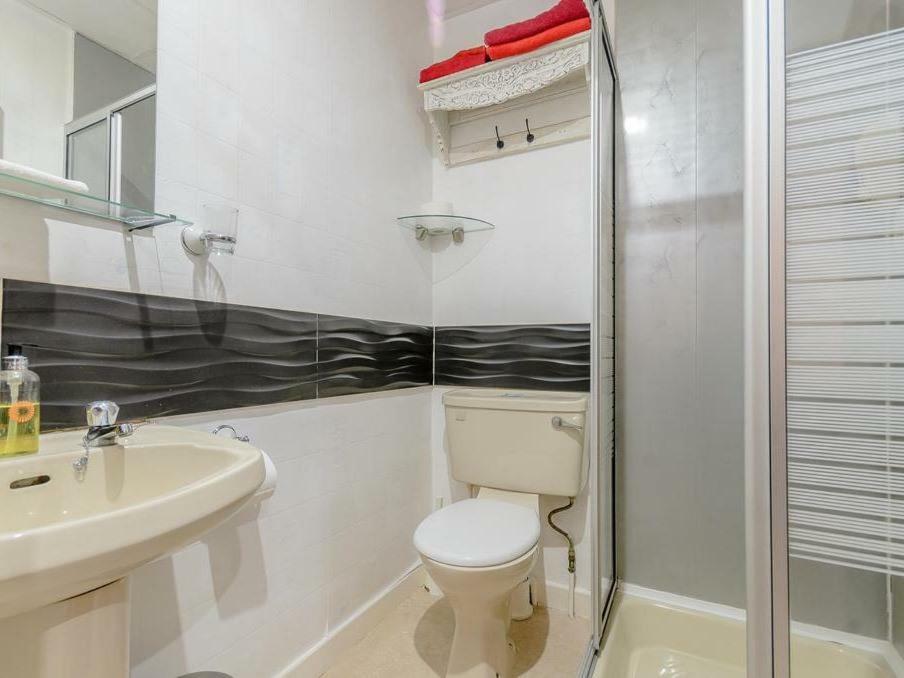 Bed & Breakfast Benson - Small Families & Couples Only 3*