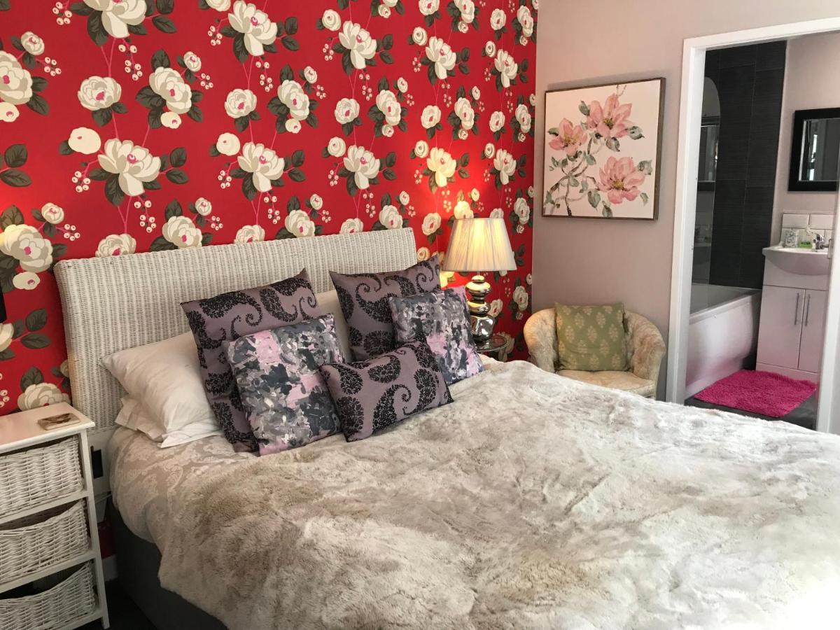 Holiday Lets -gf Regent Road Apartment