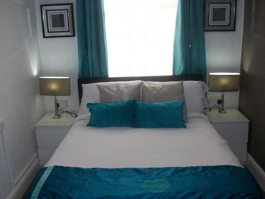 Benson - Small Families & Couples Only Bed & Breakfast Blackpool