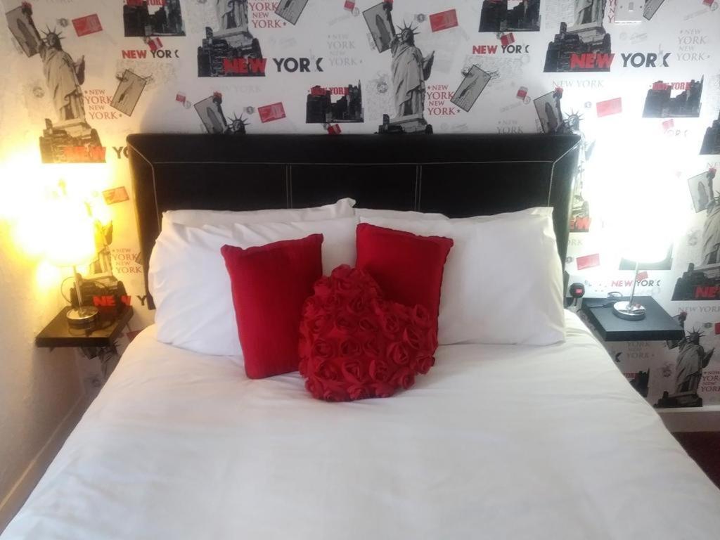 Bed & Breakfast Benson - Small Families & Couples Only