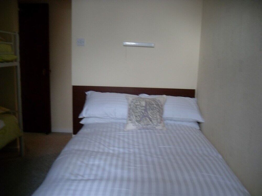 Guest house California 2*