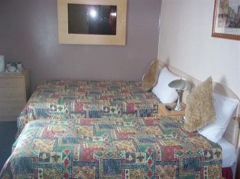The Silverdene 2*