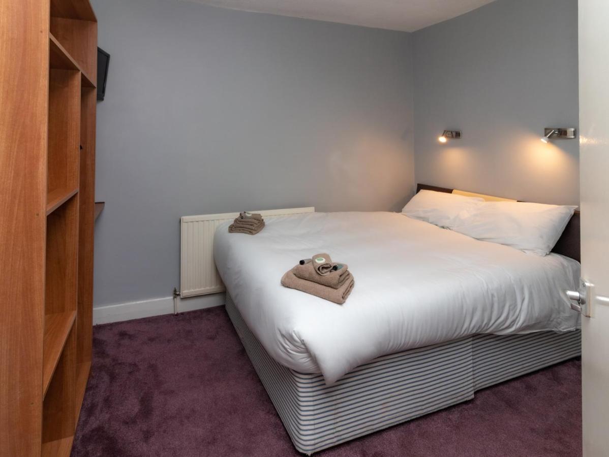 Starlux Blackpool