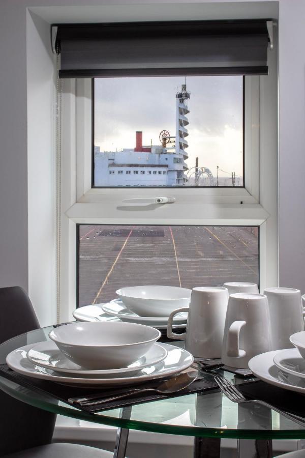 New Luxury Seaview Apt3 Free Parking Special