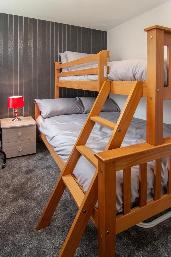 New Luxury 1 Free Parking Special Deals Apartment Blackpool