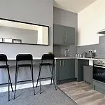 Banks Street Apartments