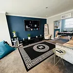 Waterloo House By Sasco