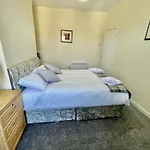Arise Comfort Apartment - Clarendon Road Blackpool City Centre