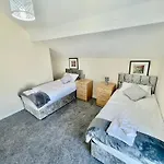 Arise Comfort Apartment - Clarendon Road Blackpool City Centre