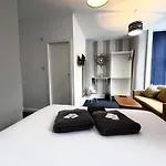 Central Cove Guesthouse
