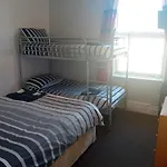 Myroomz New Discovery Hotel