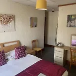 Evanescent Bar And Rooms