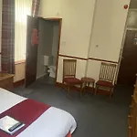 Evanescent Bar And Rooms