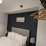 Blok 3 -Jacuzzi Suites, Apartment & Ensuite Rooms