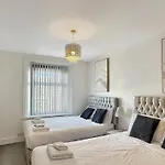 Granada Apartments Derby Road