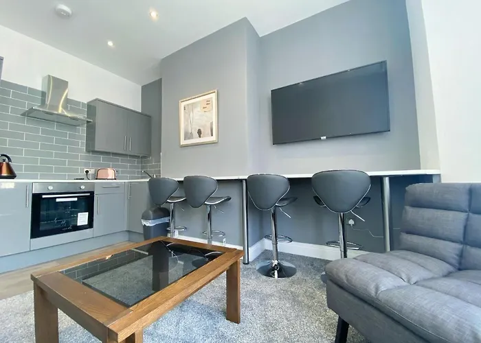 Mayfair Suite - 3X Bathrooms Close To Seafront
