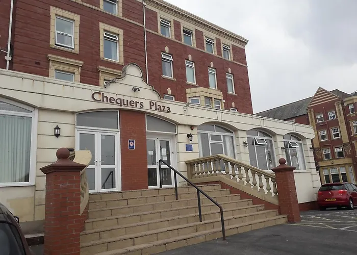 Chequers Plaza Hotel