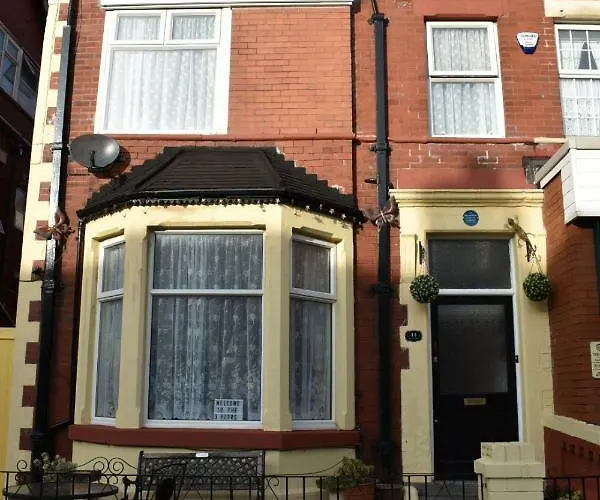 Three Piers Guest House