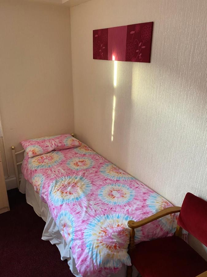 Kirkstead Bed & Breakfast Blackpool
