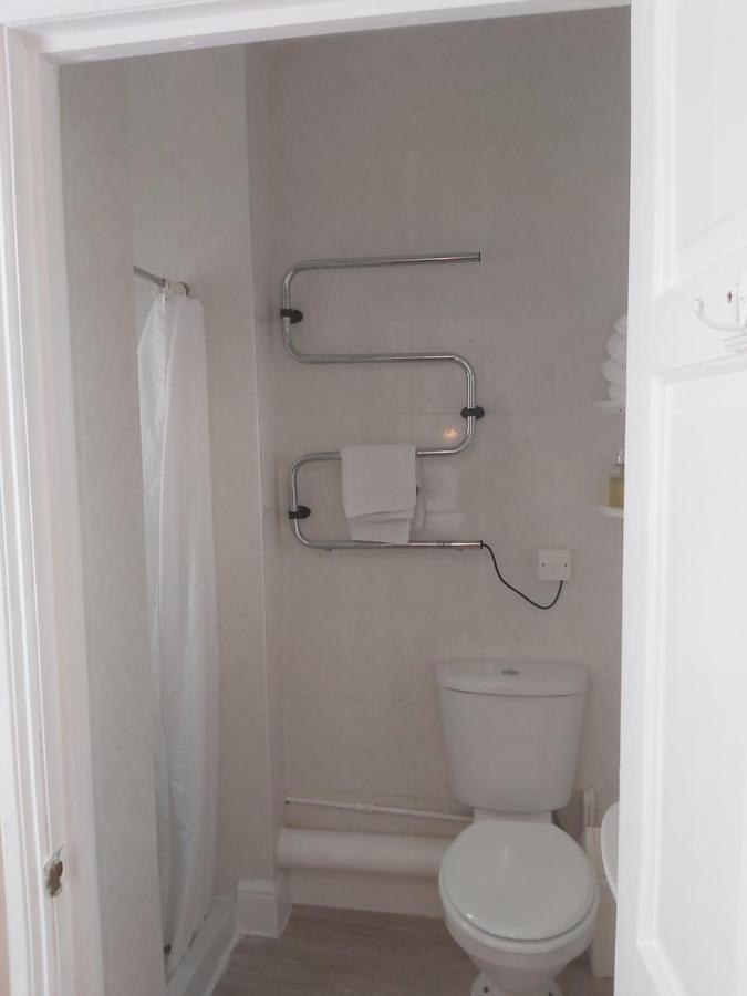 Bed & Breakfast Rayners Blackpool