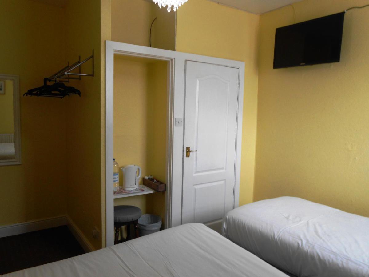 Shore Hotel 3*