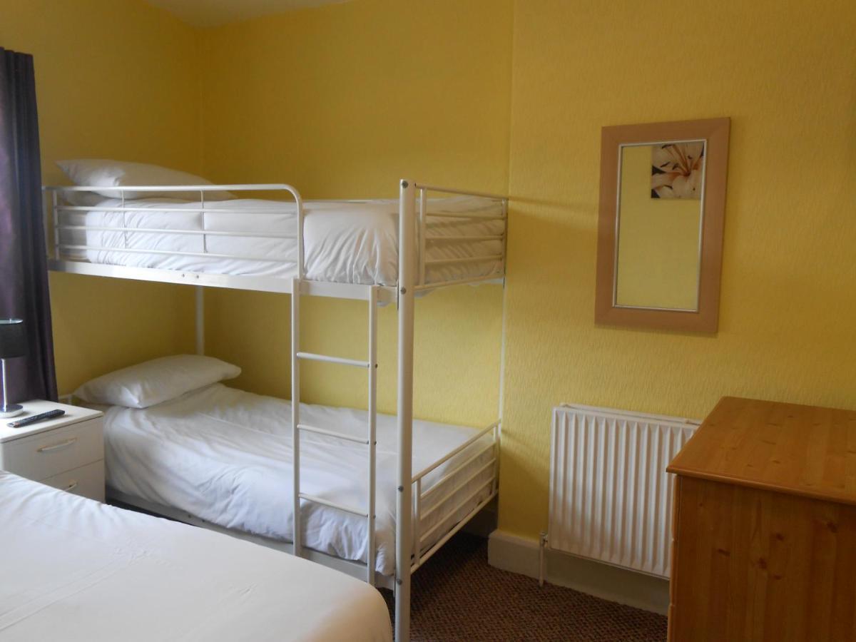 Shore Hotel 3*