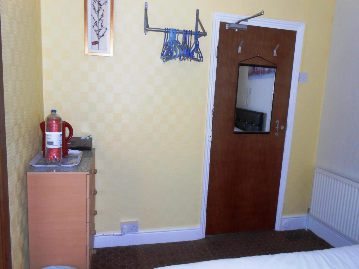 Shore Hotel 3*