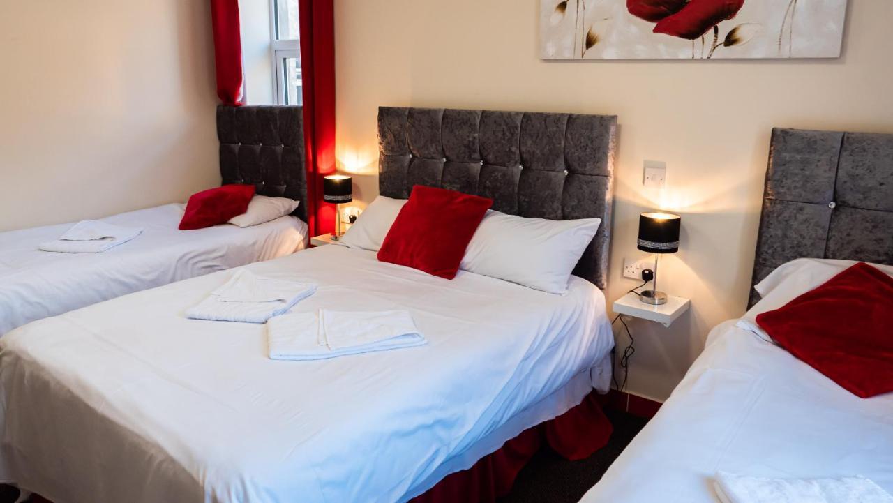 Hello Roomz - Pleasure Blackpool
