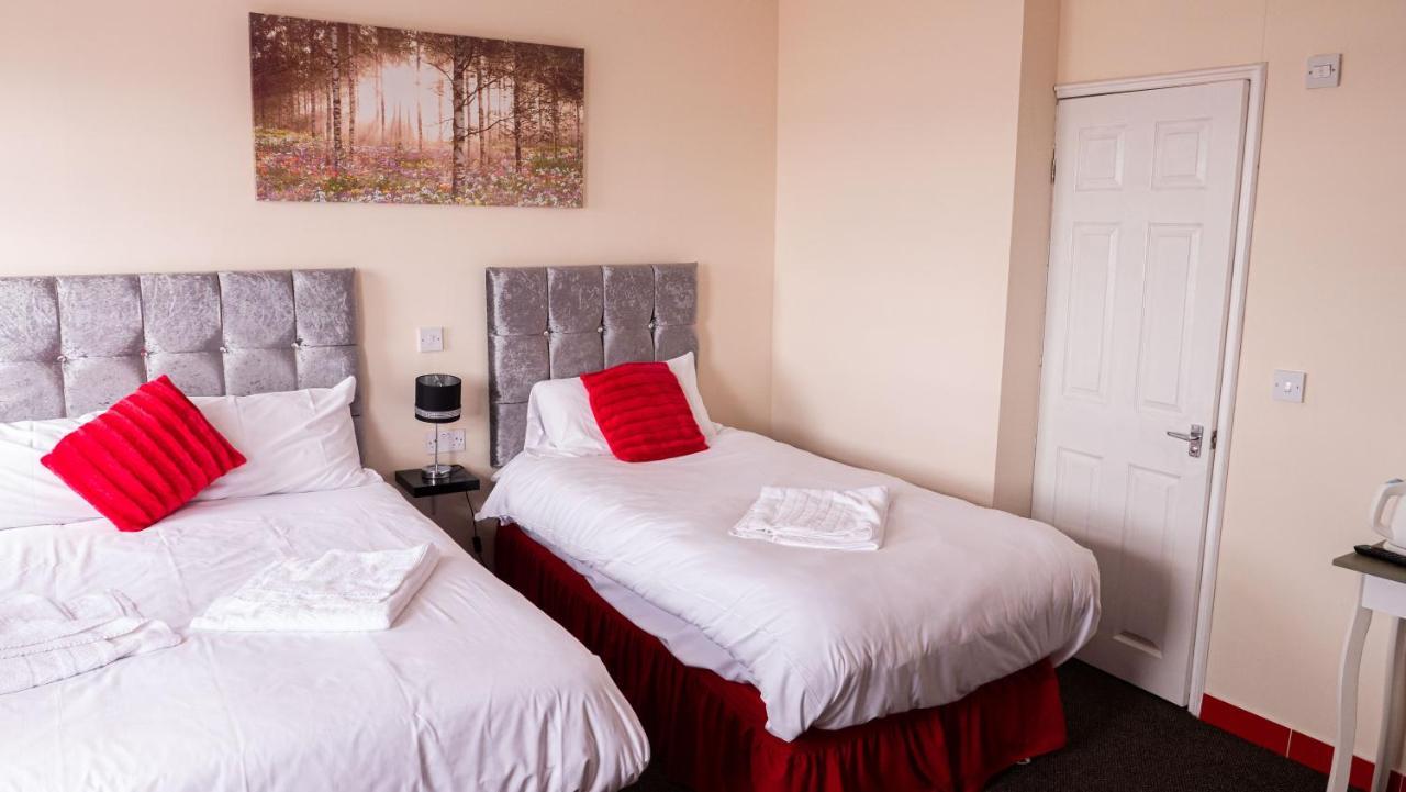 Hello Roomz - Pleasure Hotel Blackpool