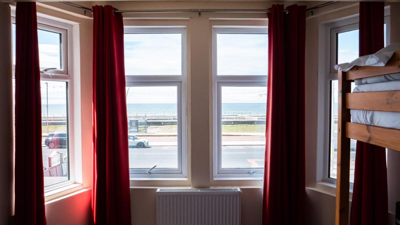 Hello Roomz - Pleasure Hotel Blackpool