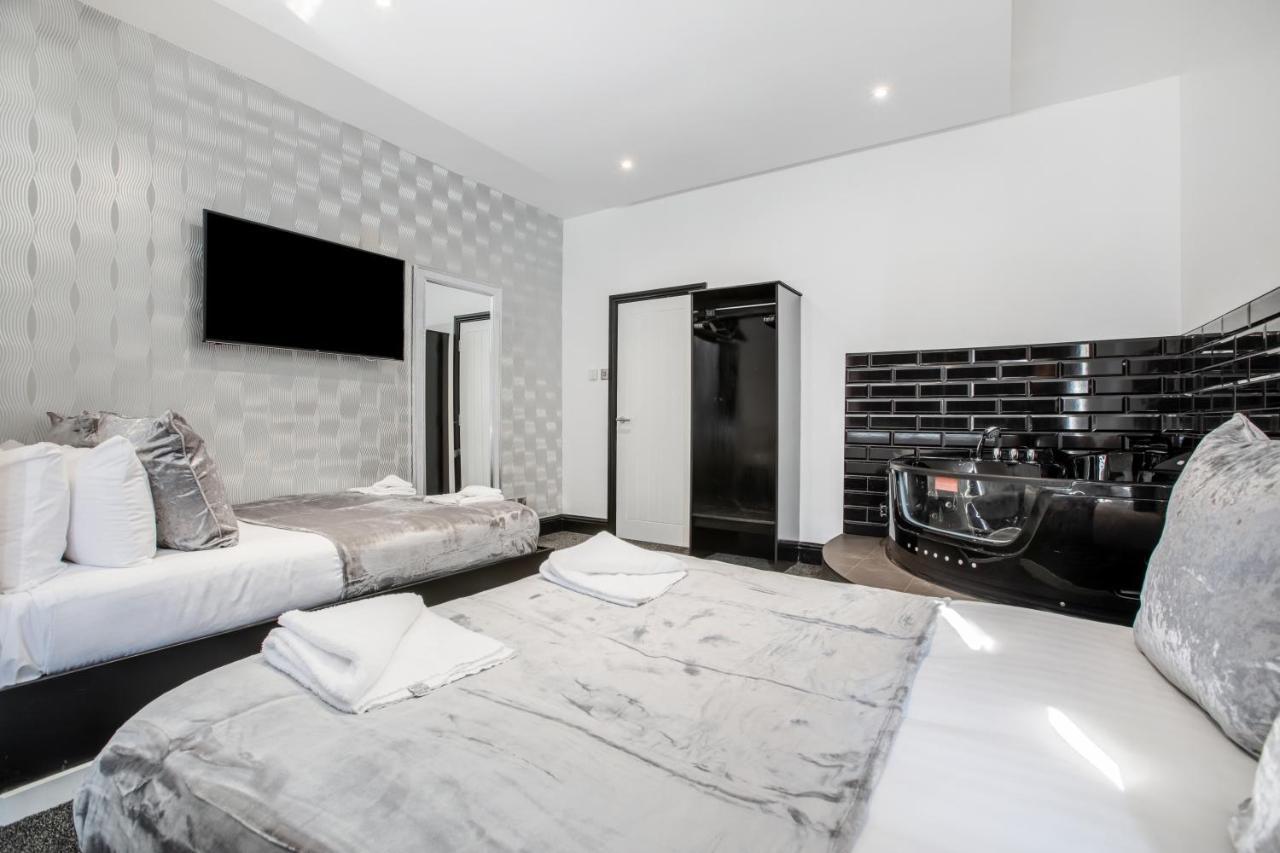 Mixies Manor By Sasco