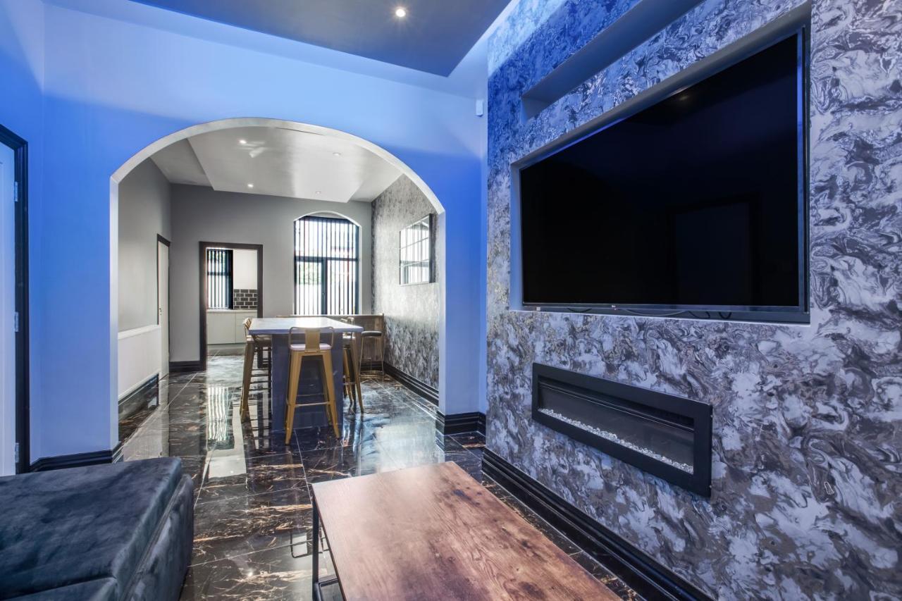 Mixies Manor By Sasco