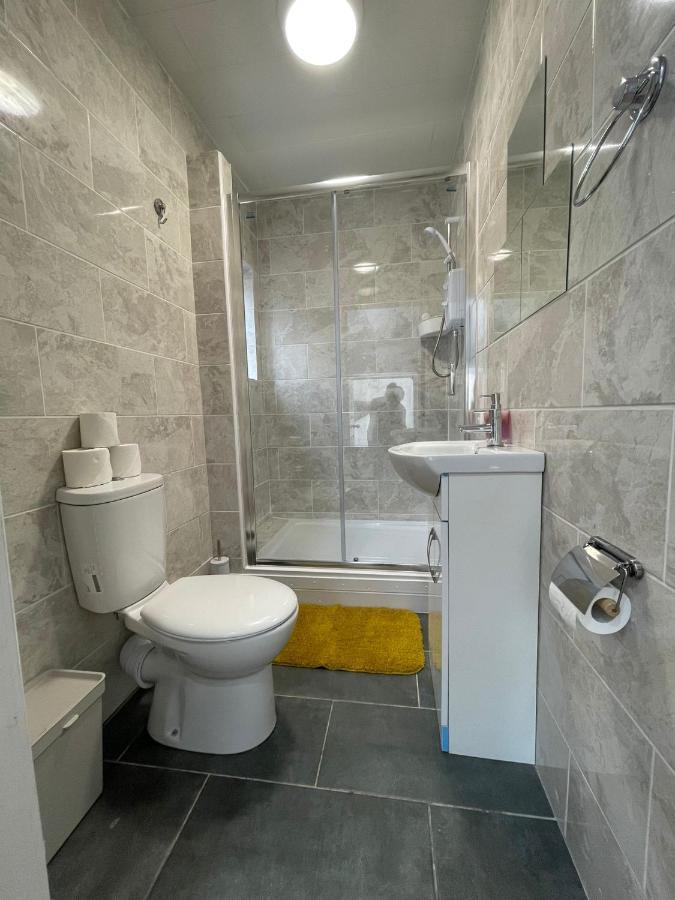 Ariana House Hotel-families And Couples Only