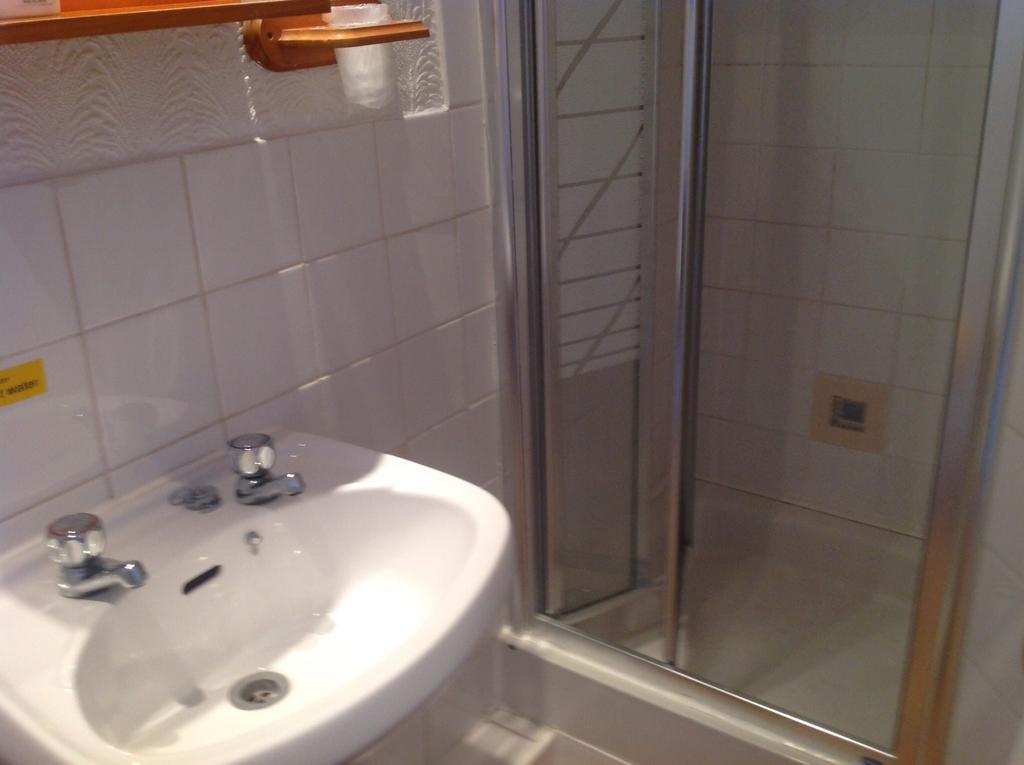 Cranstone Hotel 3*