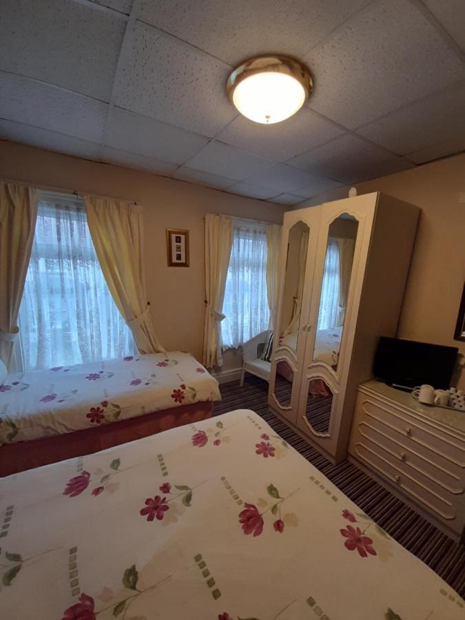 Albion Bed & Breakfast 3*