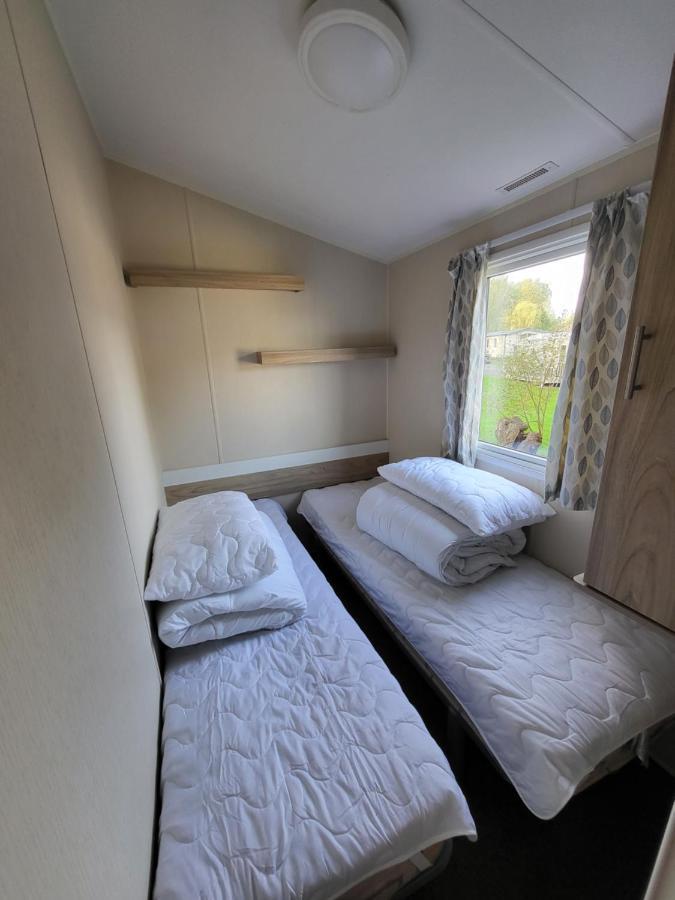 Caravan Kensington 46 At Marton Mere *