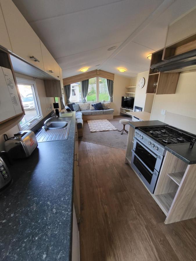 Caravan Kensington 46 At Marton Mere *