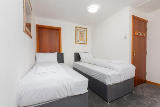 Hotel The Norwood For Groups-blackpool Party Weekends (adults Only) *