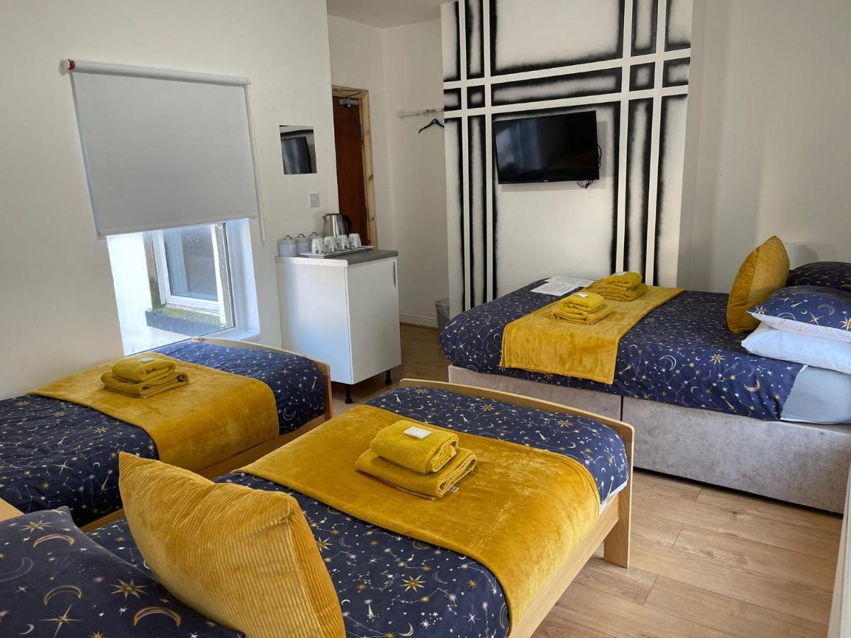 Ariana House Hotel-families And Couples Only Blackpool