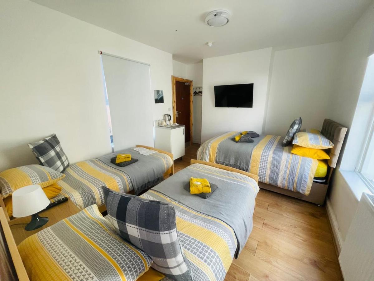 Guest house Ariana House Hotel-families And Couples Only Blackpool