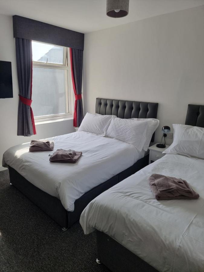 Langley House Hotel 4*