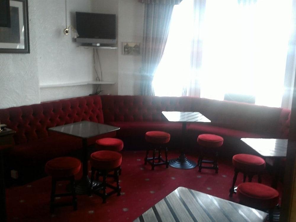 Morrisy House Guest house