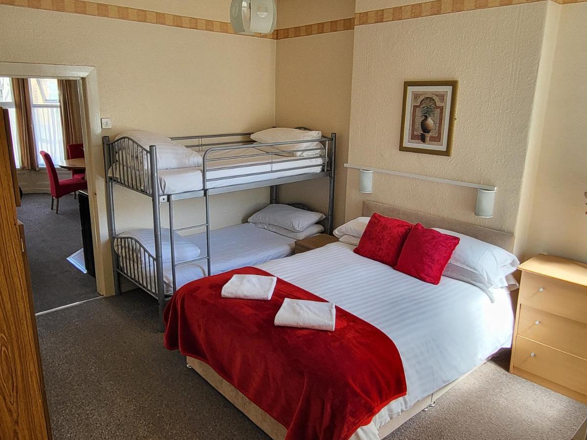 Cleveland Court Apartment Blackpool